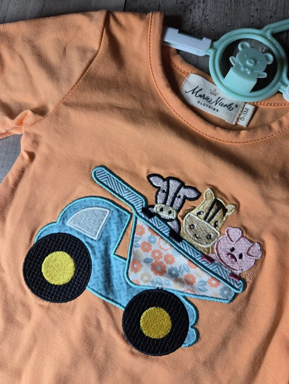 Marie Nicole Orange Animal Dump Truck Embroidered Romper 0–3M NWOT